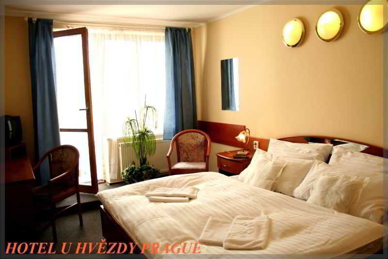 Hotel U Hvezdy Praga Esterno foto